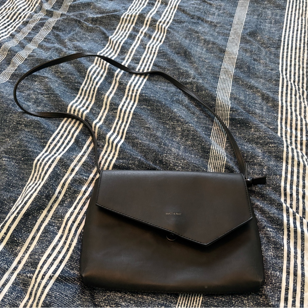 Matt & Nat envelope purse NWOT